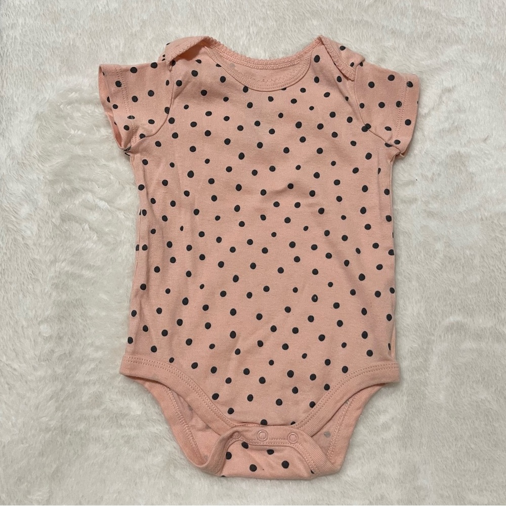 🎀 3-6 months baby girl bodysuit onesies print design 🎀 baby girl clothes